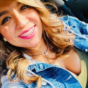 Meet your Posher, Arely